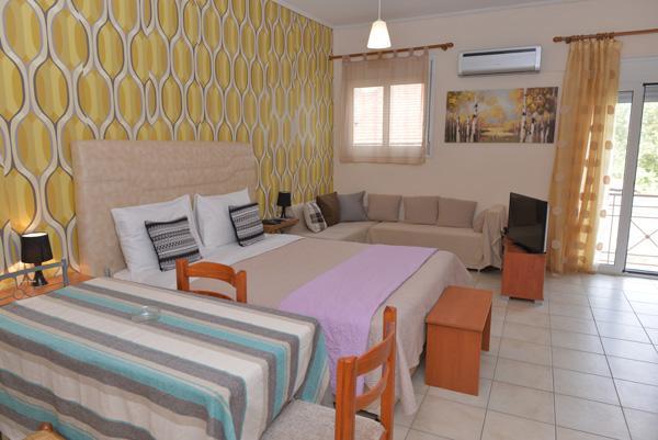 Hôtel Mideia à Levádeia Extérieur photo