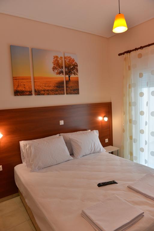 Hôtel Mideia à Levádeia Chambre photo