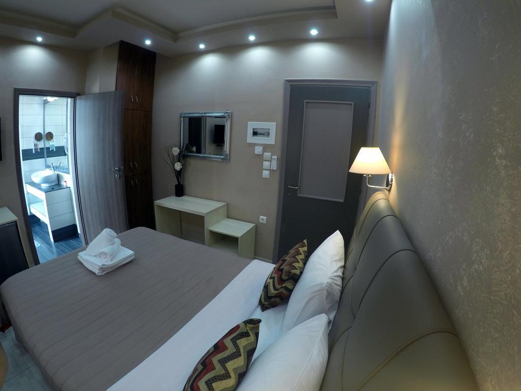 Hôtel Mideia à Levádeia Extérieur photo